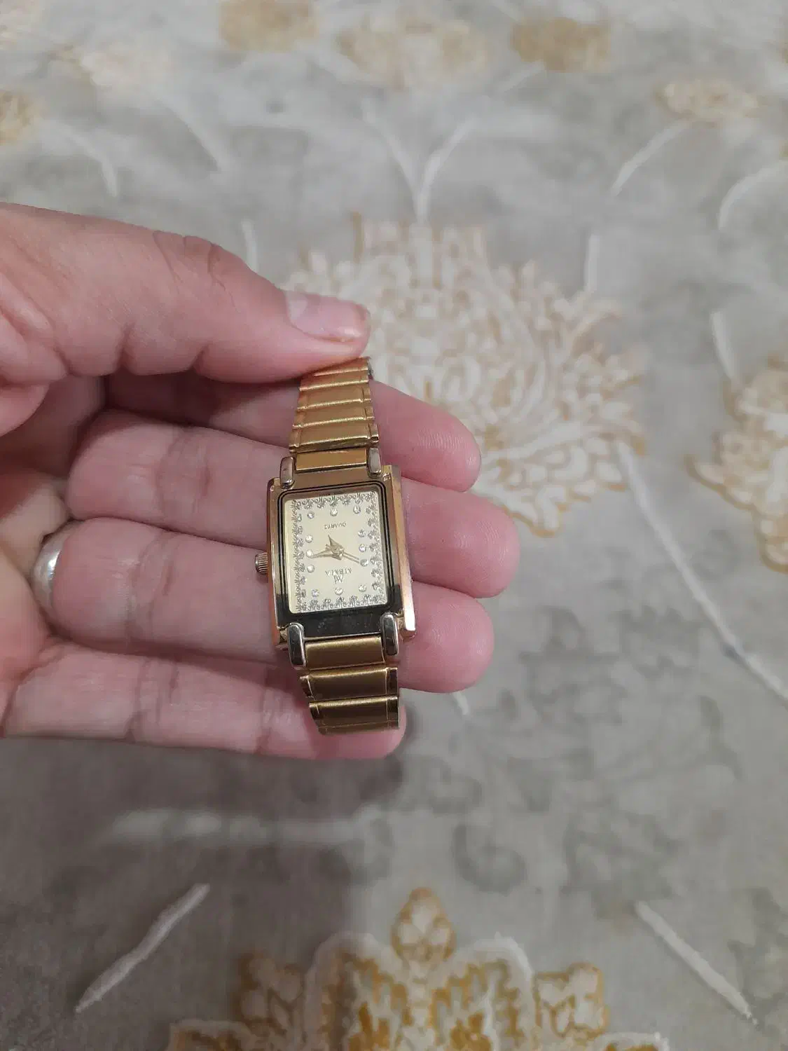 ساعت|ساعت|سرپل ذهاب, |دیوار