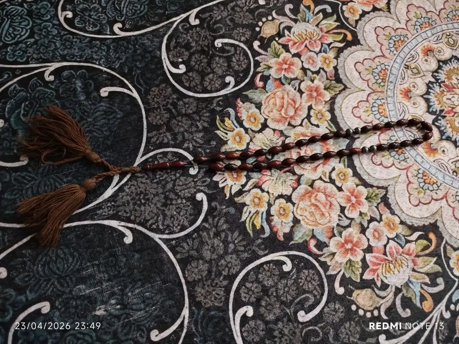 تسبیح|کلکسیون اشیاء عتیقه|کارون, |دیوار