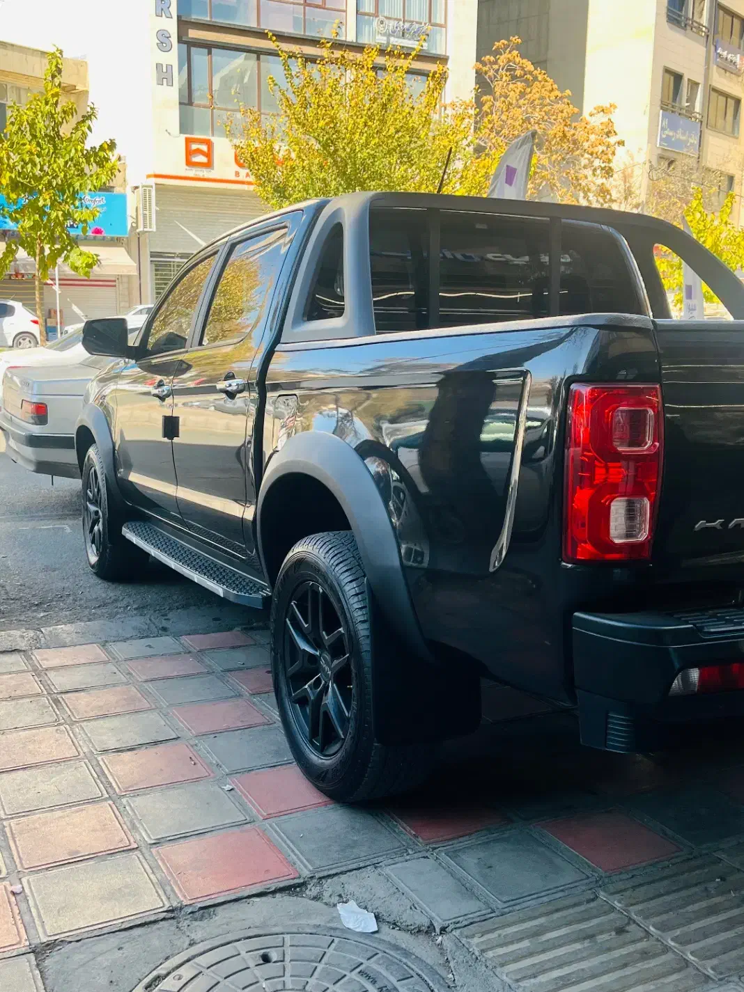 کی ام سی t8|خودرو سواری و وانت|سنندج, |دیوار