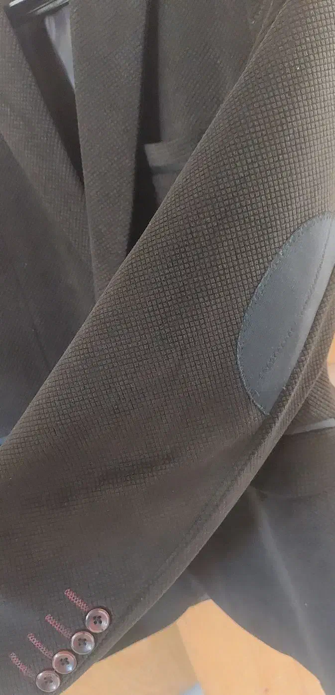 ۶ دست کت|لباس|رشت, شهرک قدس|دیوار