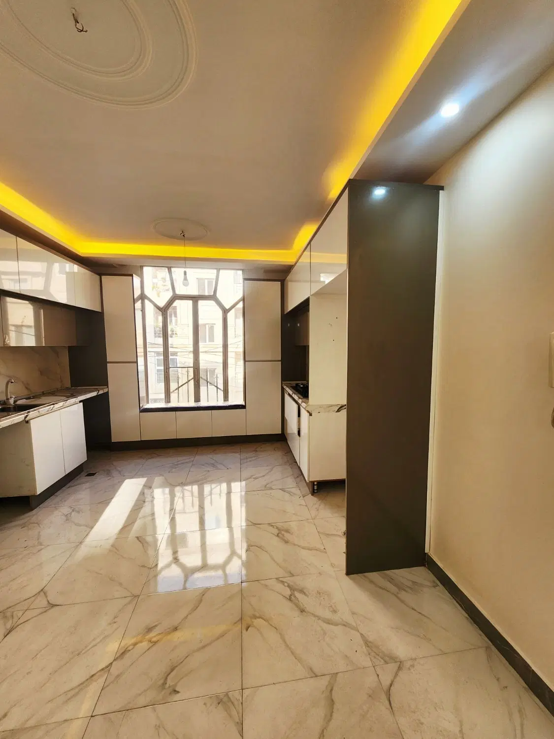فردوس غرب۷۴متر ۲خ فوری فوری  کم واحد  تاپ لوکیشن – pohled 2