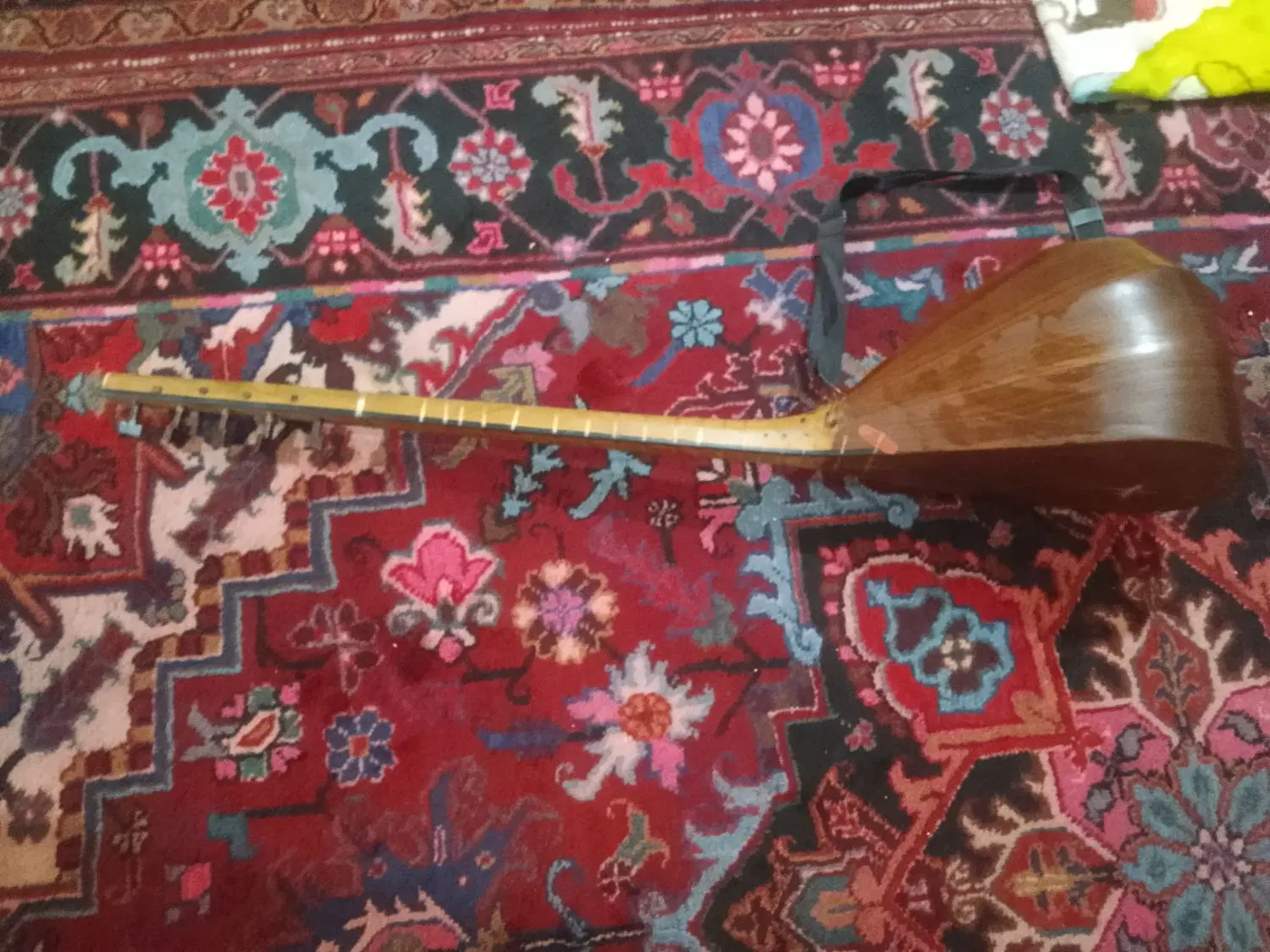 ساز|سازهای سنتی|تبریز, |دیوار