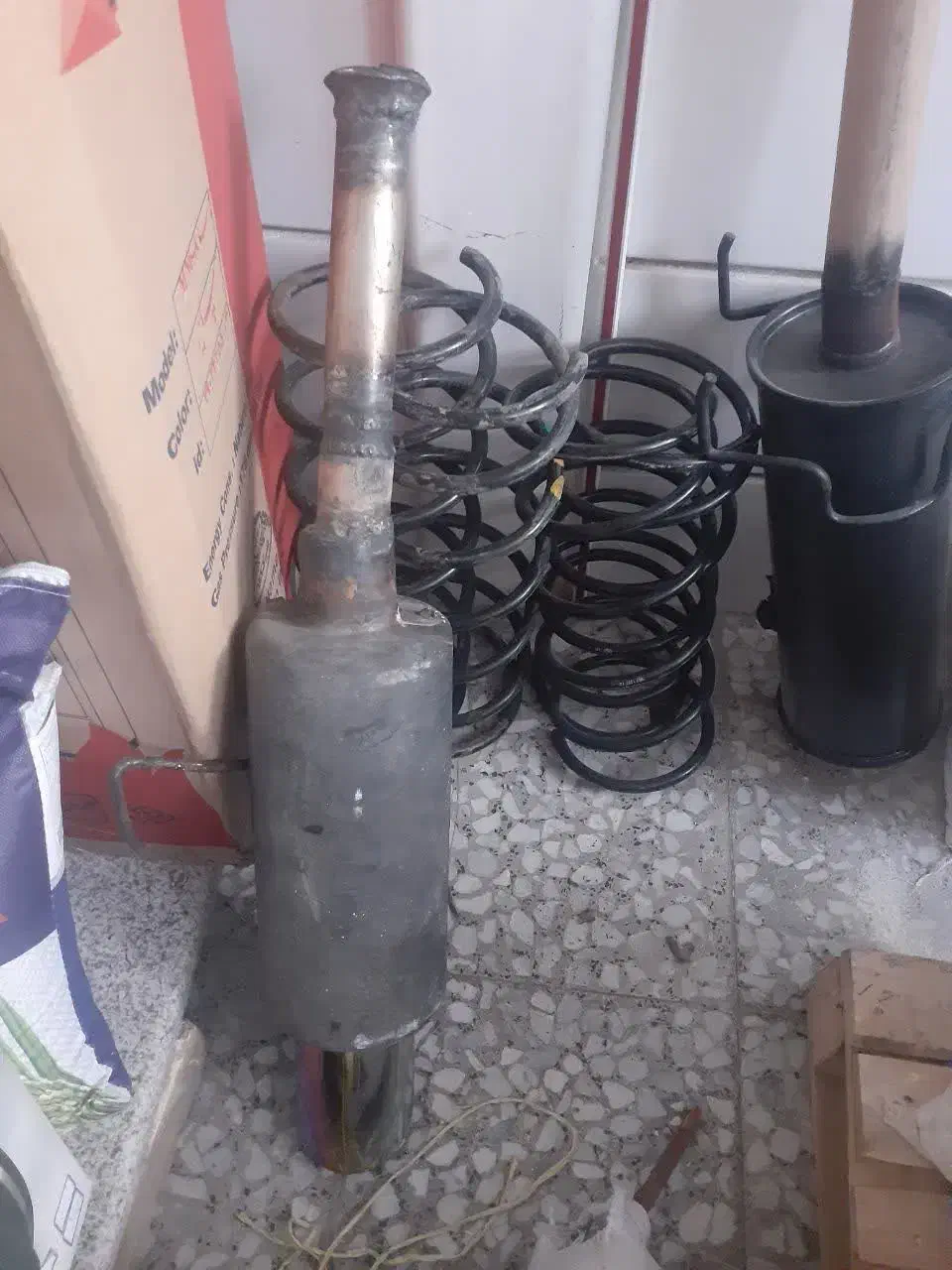 اگزوز|قطعات یدکی و لوازم جانبی|برخوار, |دیوار