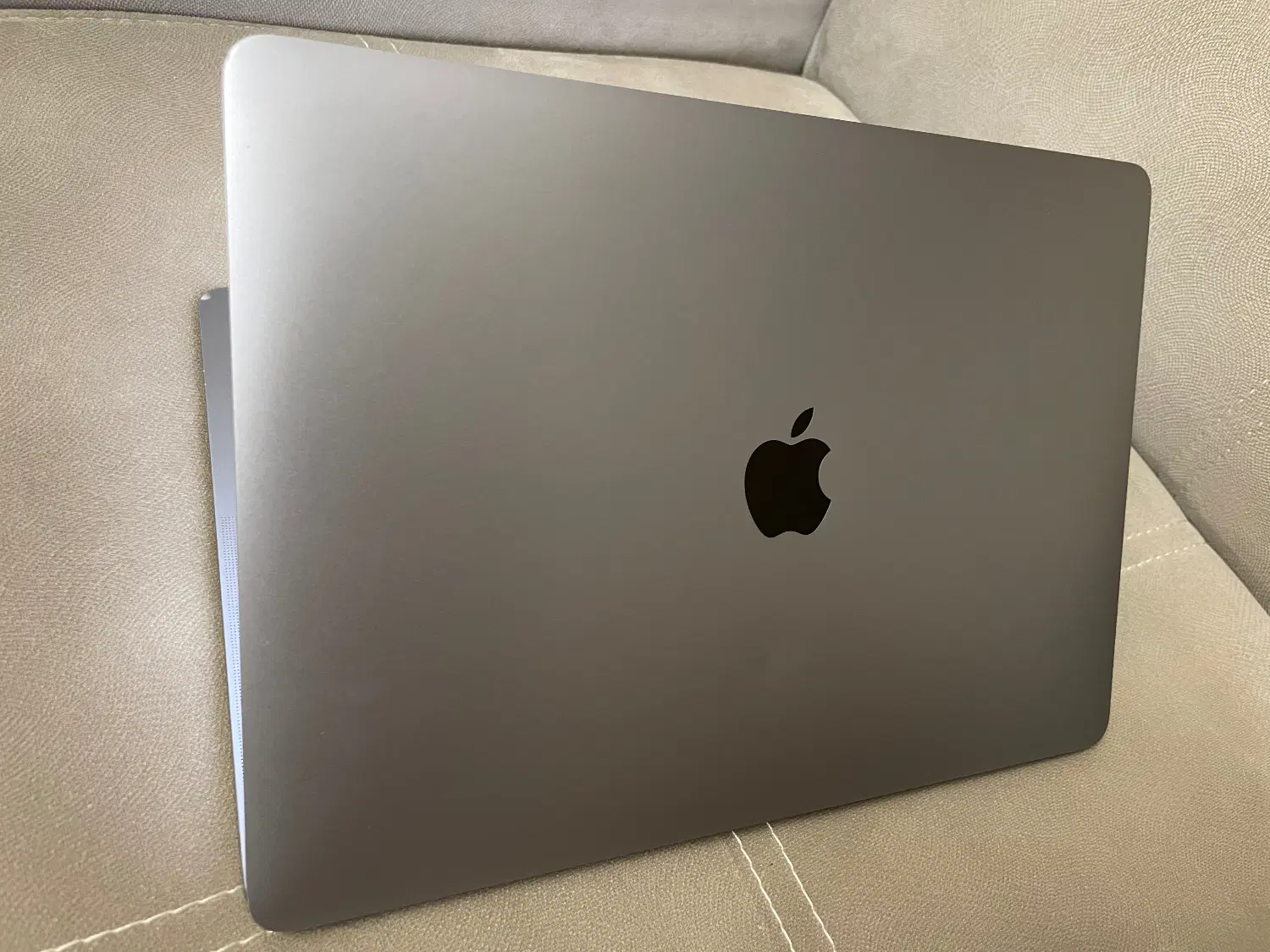 MacBook Air 2020|رایانه همراه|کاشان, فاز ۱ ناجی آباد|دیوار