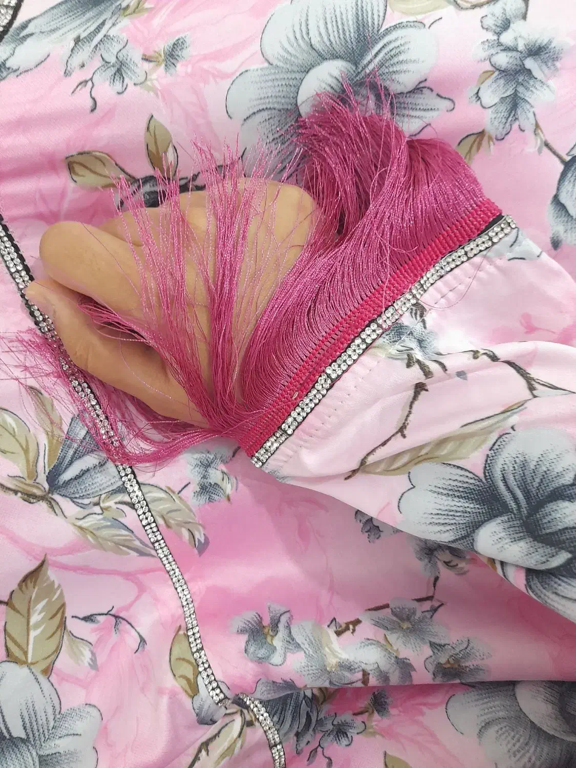 پیراهن|لباس|میناب, |دیوار