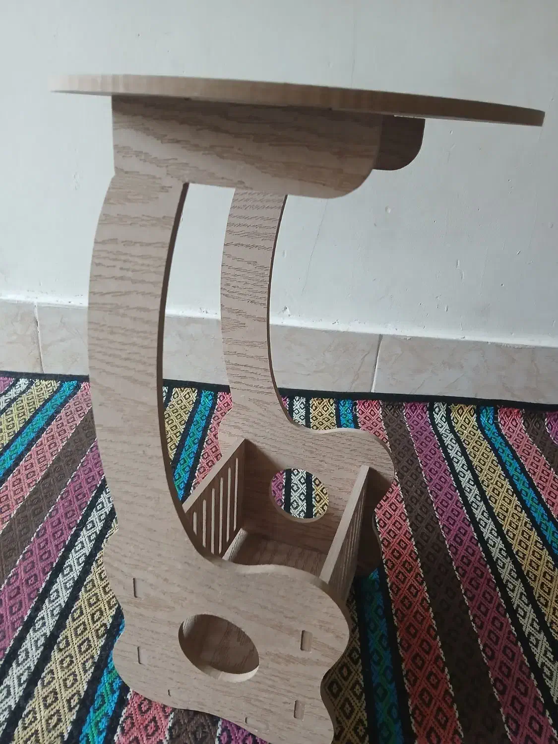 میز|میز تلفن|رشت, نظری|دیوار