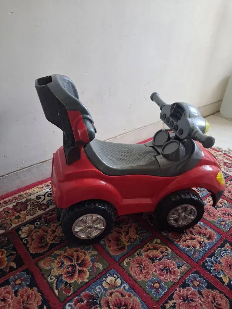 ماشین|اسباببازی بچه|شیراز, سرو|دیوار