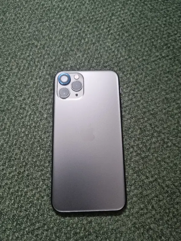 iPhone 11pro|موبایل|مشهد, هفت تیر (آب و برق)|دیوار