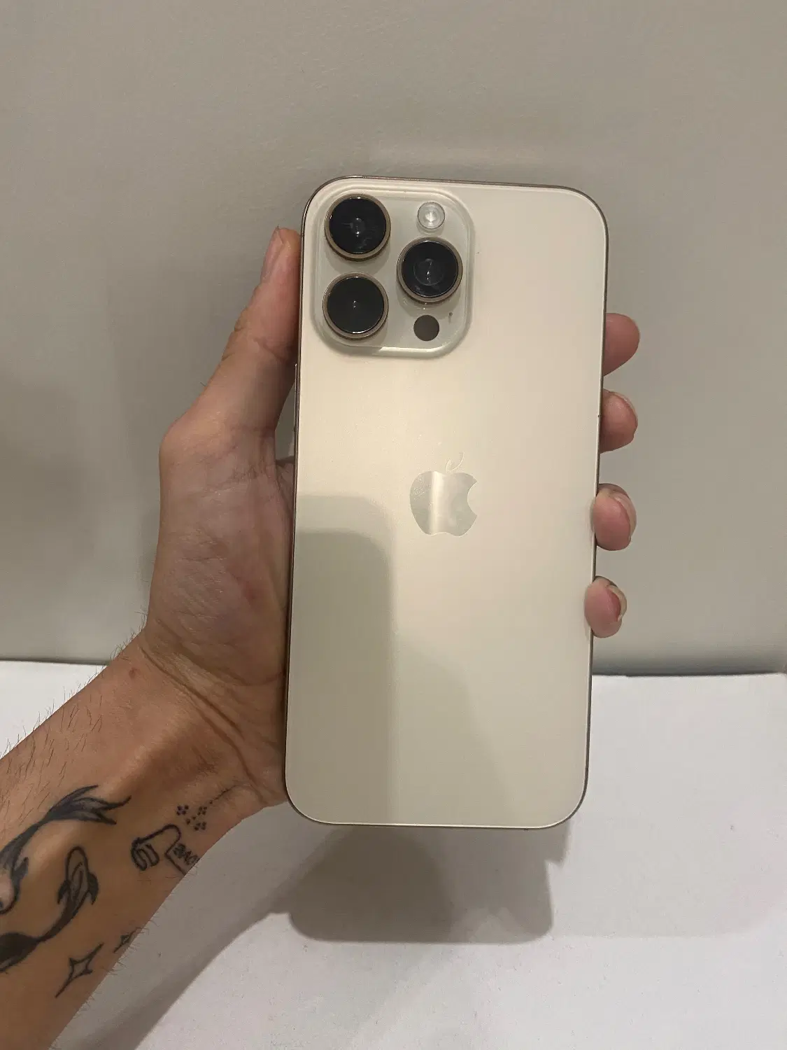 Iphone 16 pro max|موبایل|قم, حمام تالار|دیوار