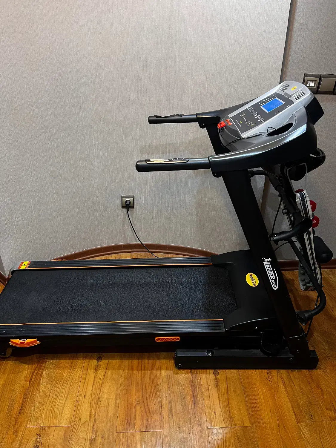 فروش تردمیل|تجهیزات ورزشی|نیشابور, شهرک ولیعصر|دیوار