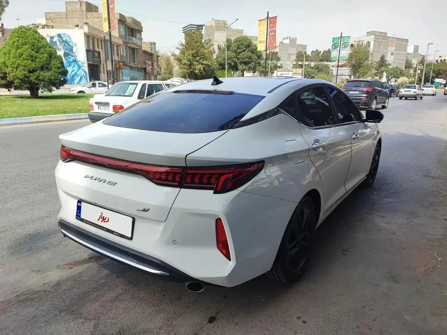 Kmc j7 /1401|خودرو سواری و وانت|تهران, نارمک|دیوار