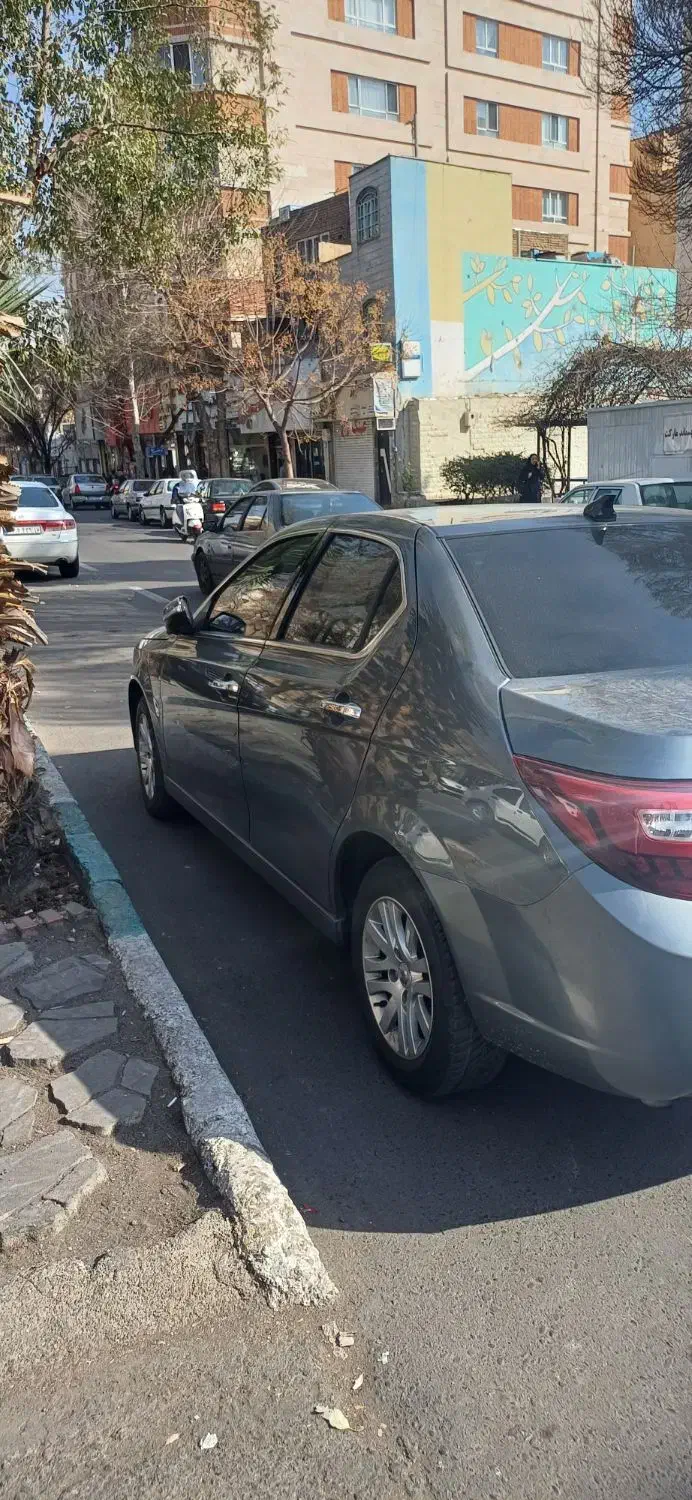 دنا پلاس|خودرو سواری و وانت|تهران, بریانک|دیوار