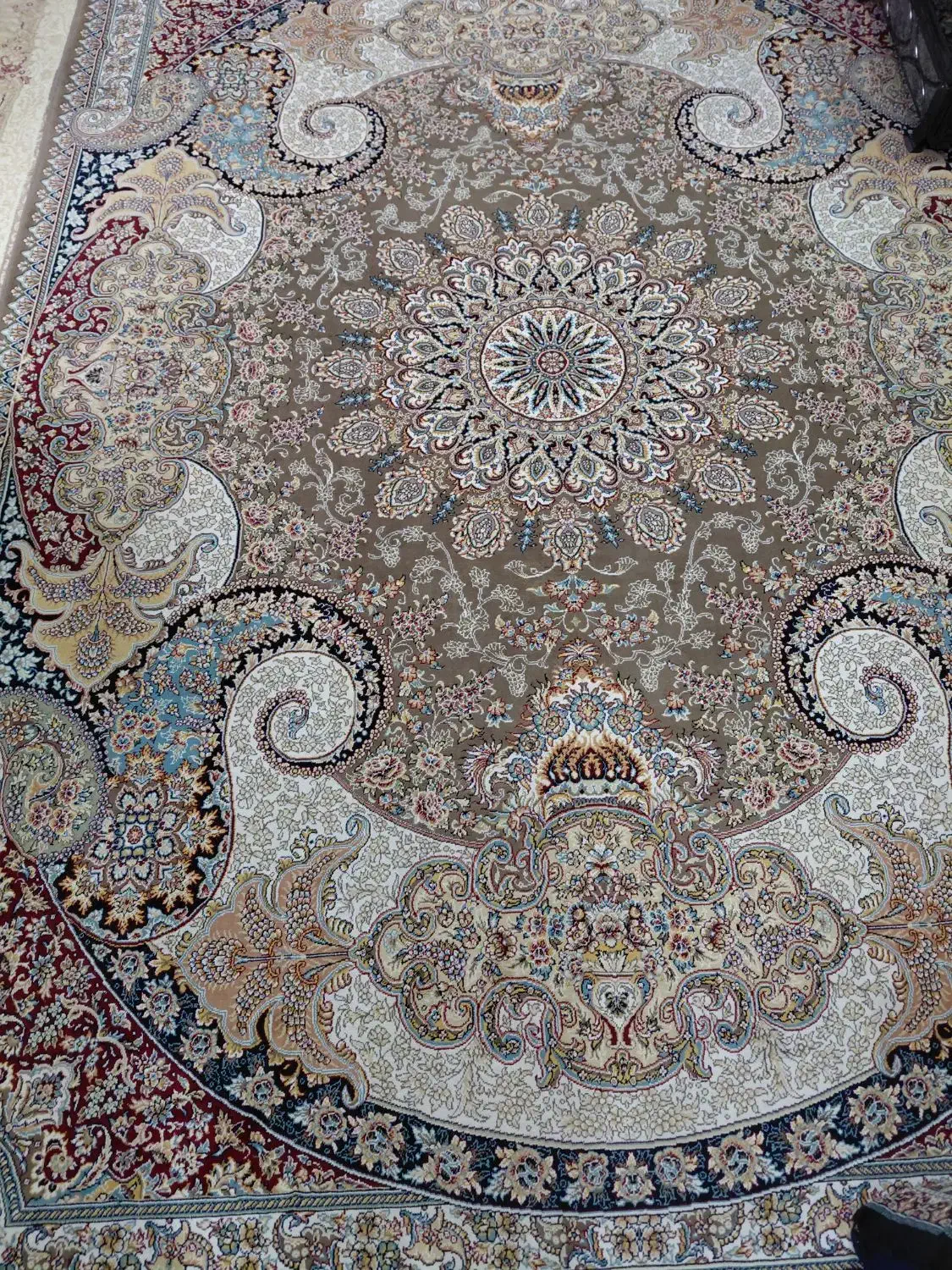 فرش ۹ متری|فرش|سبزوار, هویزه|دیوار