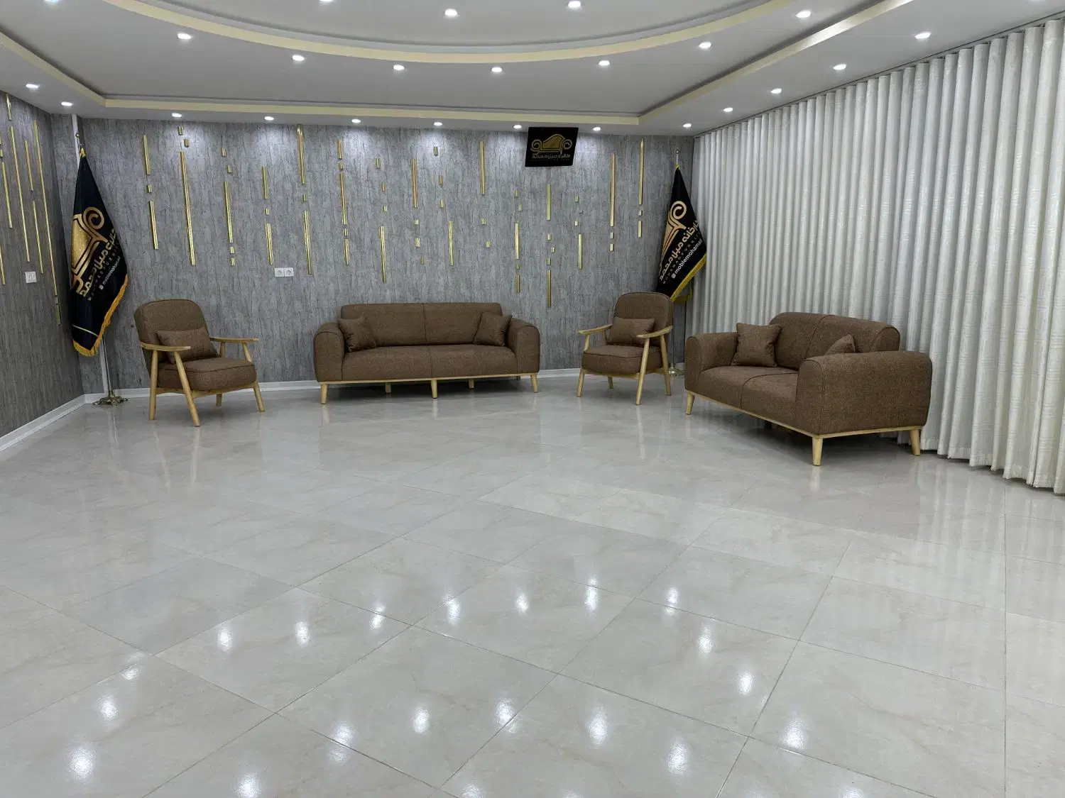 مبل ۷ نفره مینییمال|مبلمان خانگی و میز عسلی|ایلام, |دیوار