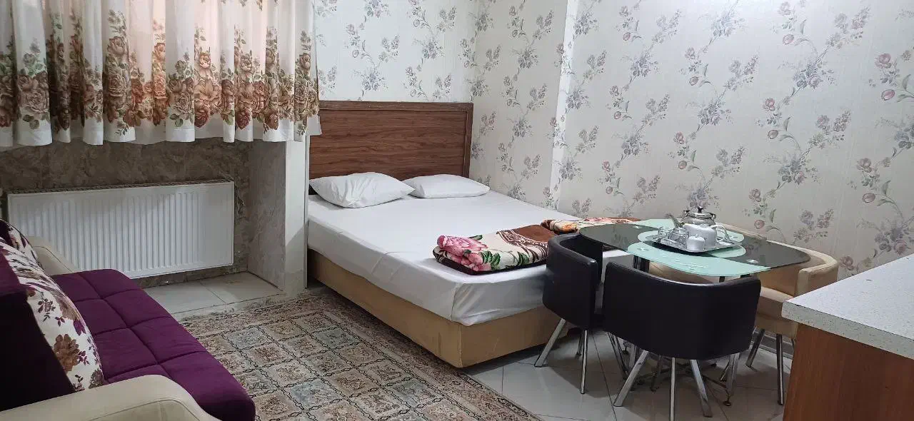 سوییت آپارتمان نزدیک حرم خیابان امام رضا|اجارهٔ کوتاه‌مدت آپارتمان و سوئیت|مشهد, امام رضا (ع)|دیوار