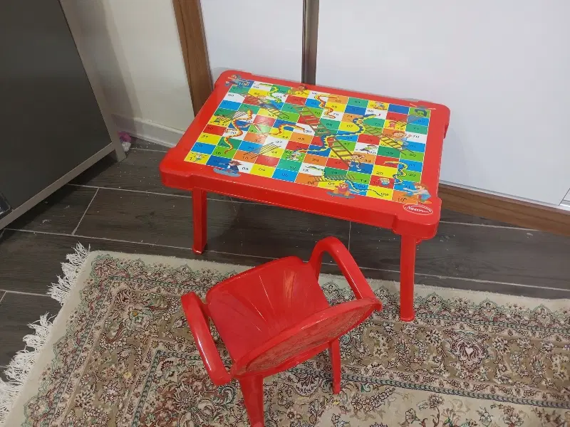table+ chair|میز تحریر و کامپیوتر|قزوین, |دیوار