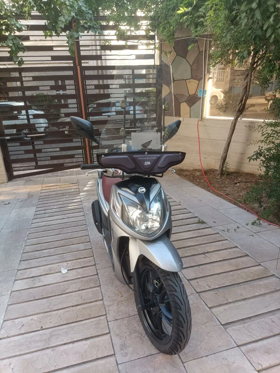 sym sr200|موتورسیکلت|تهران, نازی‌آباد|دیوار