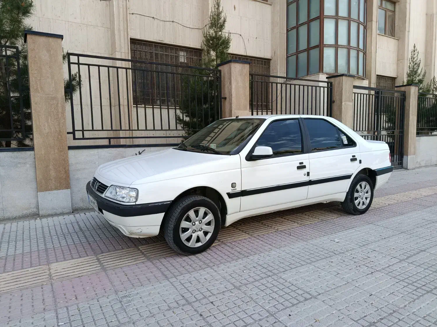 پژو SIX|خودرو سواری و وانت|شهرکرد, |دیوار