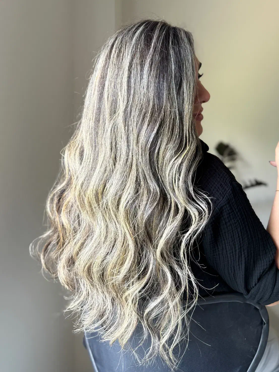 انجام کلیه خدمات رنگ و لایت|خدمات آرایشگری و زیبایی|آمل, |دیوار