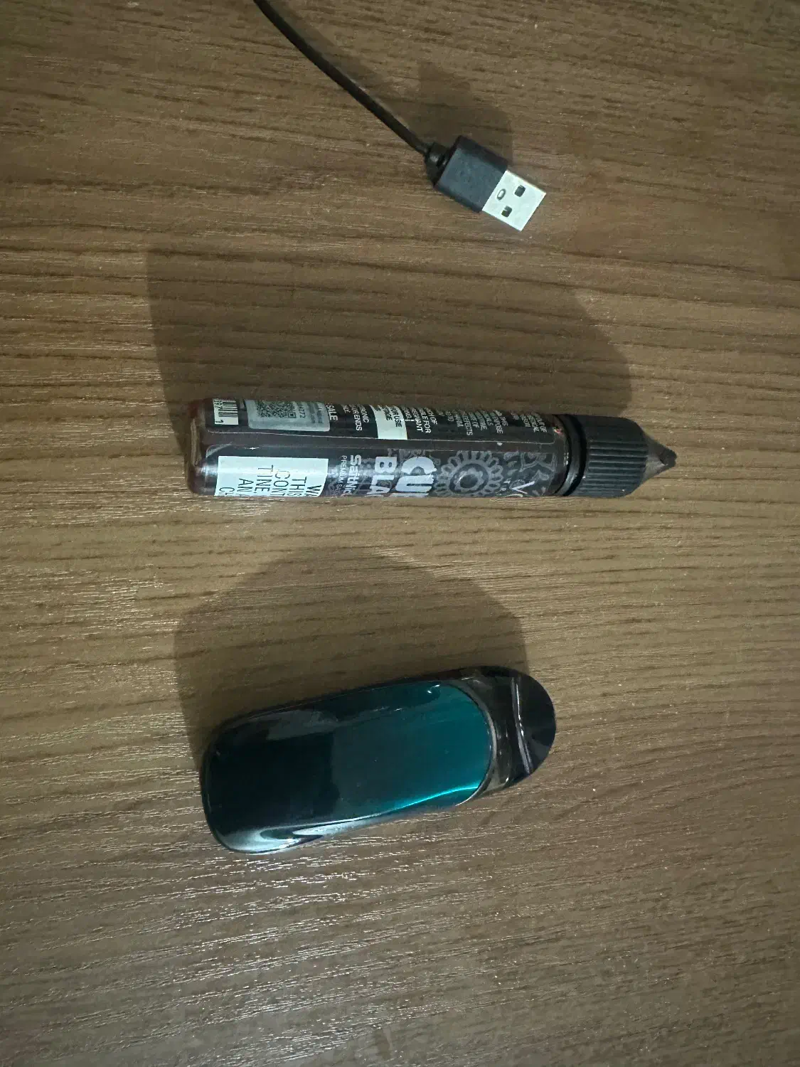 ویپ (داد)|زیورآلات و اکسسوری|رشت, سعدی (تختی)|دیوار