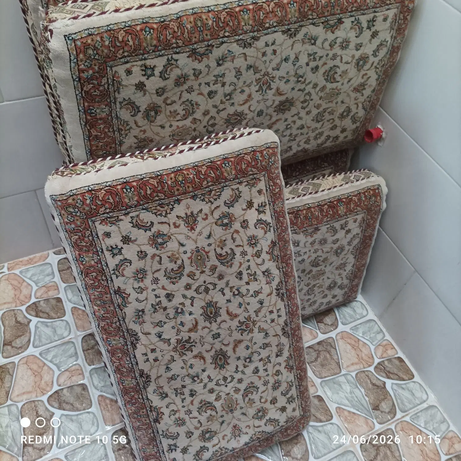 پشتی|پشتی|کامیاران, |دیوار