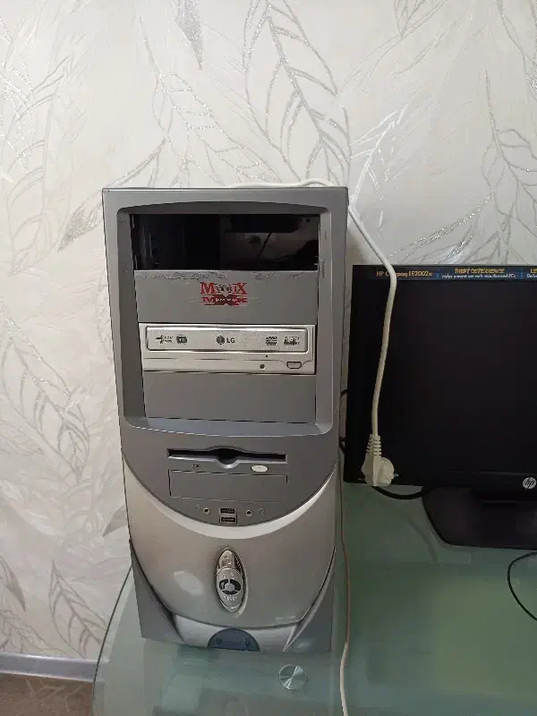 کامپیوتر|رایانه رومیزی|خمینیشهر, |دیوار