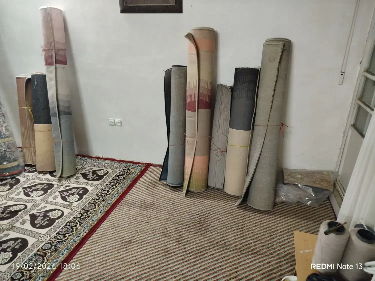 تکه فرش درهمه ابعاد وسایزهای مختلف ورنگبندی مختلف|فرش|مشهد, ابوذر|دیوار