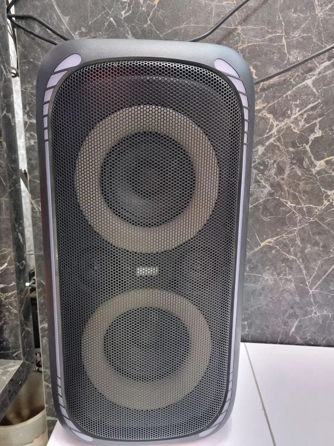 party box|پخش‌کننده همراه|فولادشهر, B4|دیوار