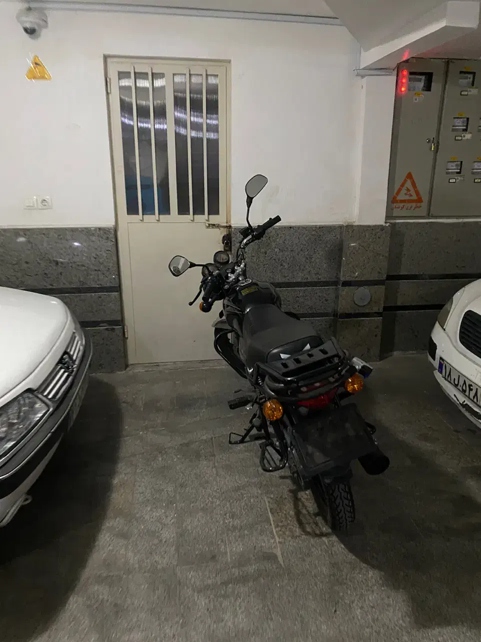 bx 200|موتورسیکلت|قم, الغدیر|دیوار