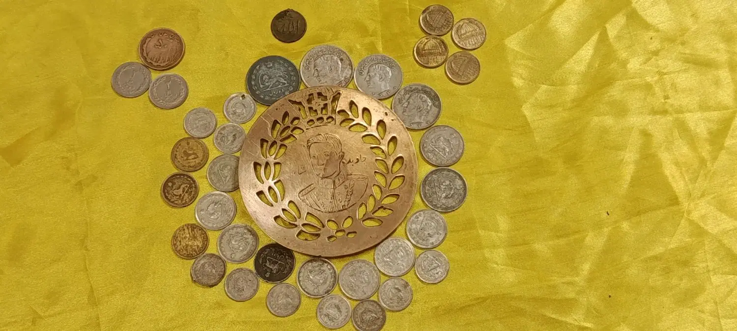 سکه|کلکسیون سکه، تمبر، اسکناس|بروجرد, |دیوار