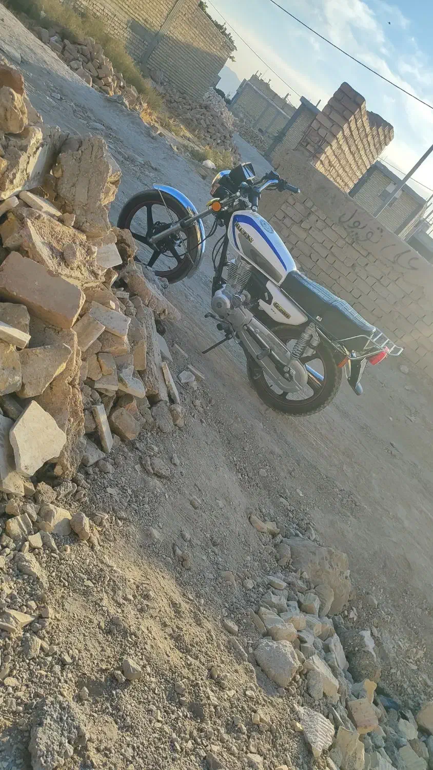 موتور 200|موتورسیکلت|مرودشت, ژیان|دیوار