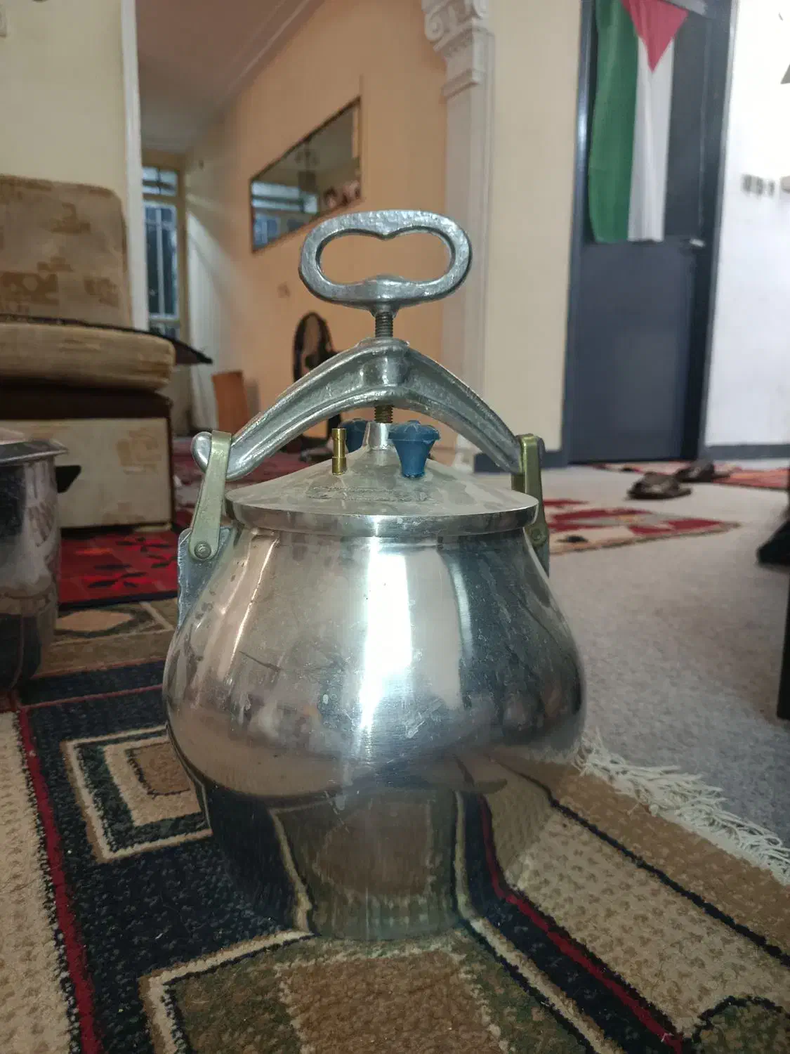 زود پز|ظروف پخت‌وپز|شیراز, زیباشهر|دیوار