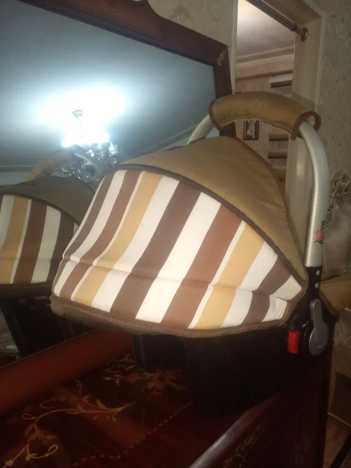 کریر|کالسکه و لوازم جانبی|تبریز, |دیوار