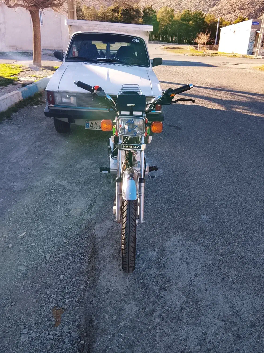 200|موتورسیکلت|بیستون, |دیوار