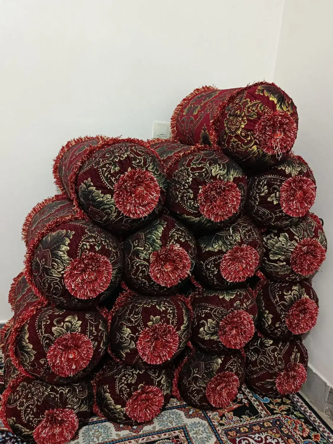 بالشت|رختخواب، بالش، پتو|نورآباد ممسنی, |دیوار