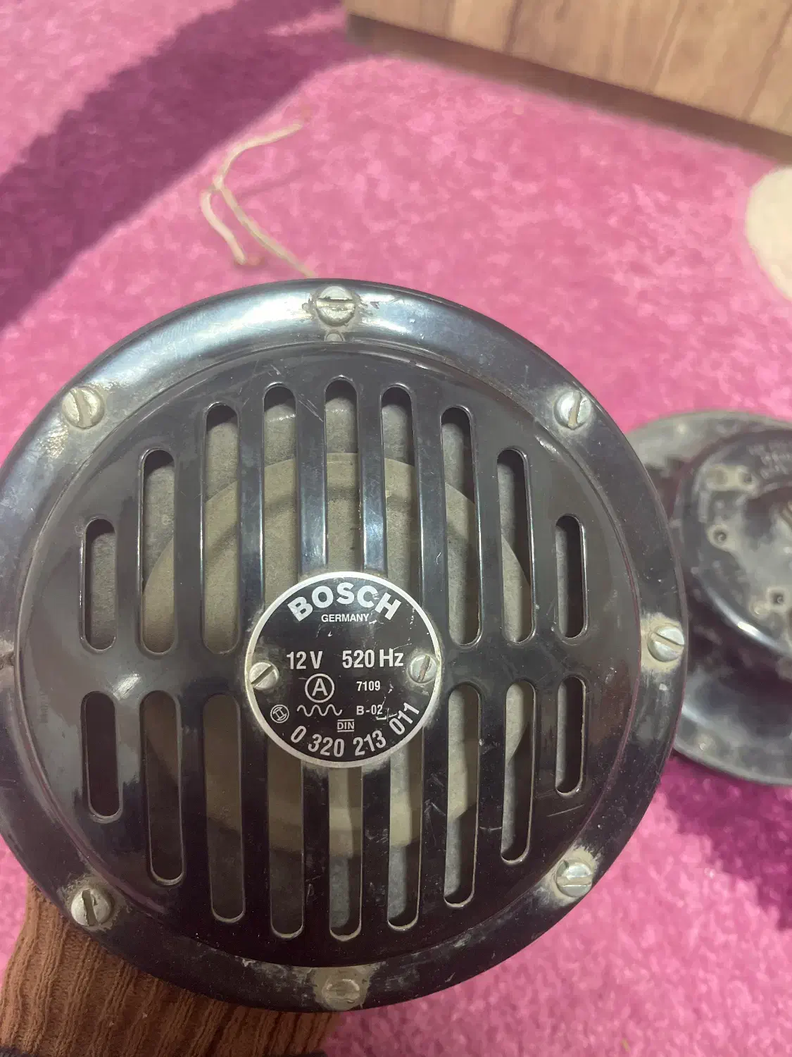 بوق ۱۰۱۱|قطعات یدکی و لوازم جانبی|اصفهان, کارلادان|دیوار