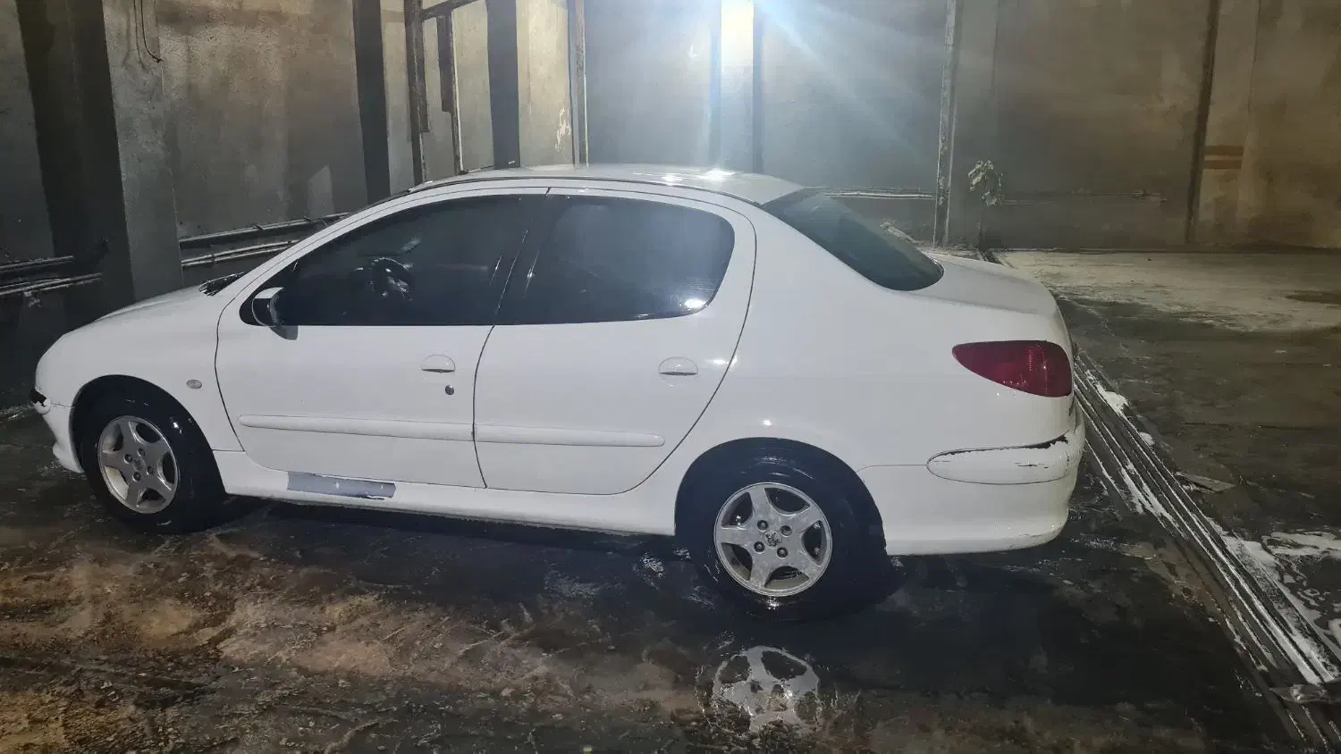 پژو ۲۰۶ اس دی|خودرو سواری و وانت|بوشهر, |دیوار