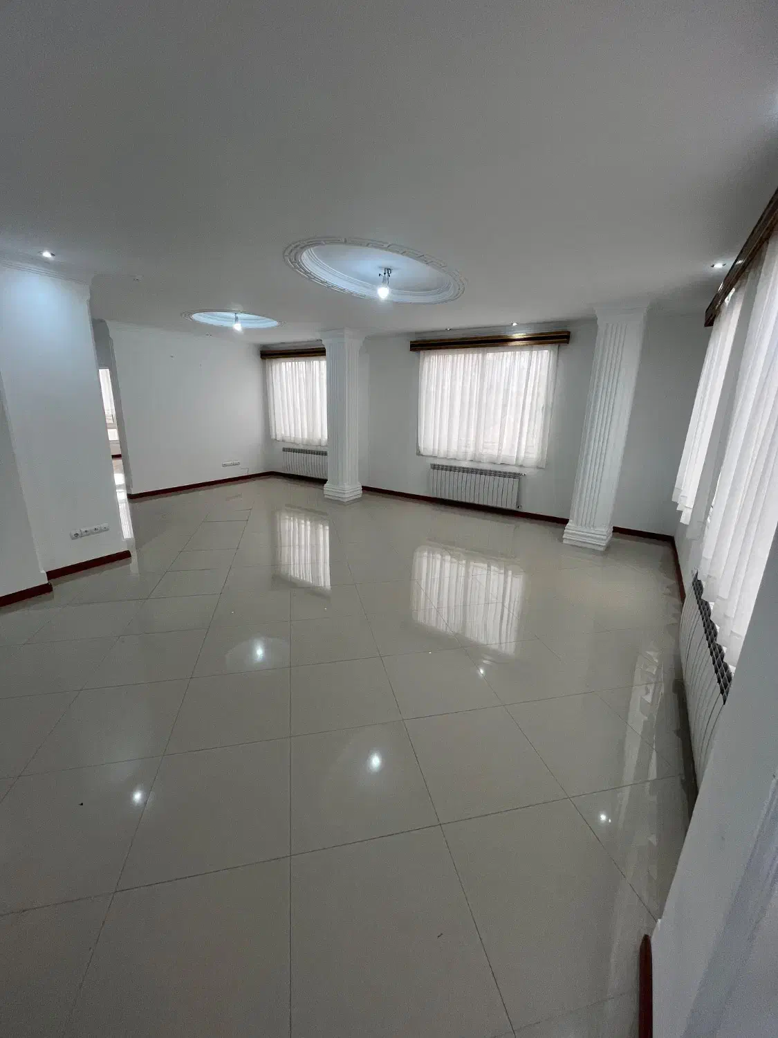 نیاوران ۱۴۰ متر غرق نور|اجارهٔ آپارتمان|تهران, نیاوران|دیوار