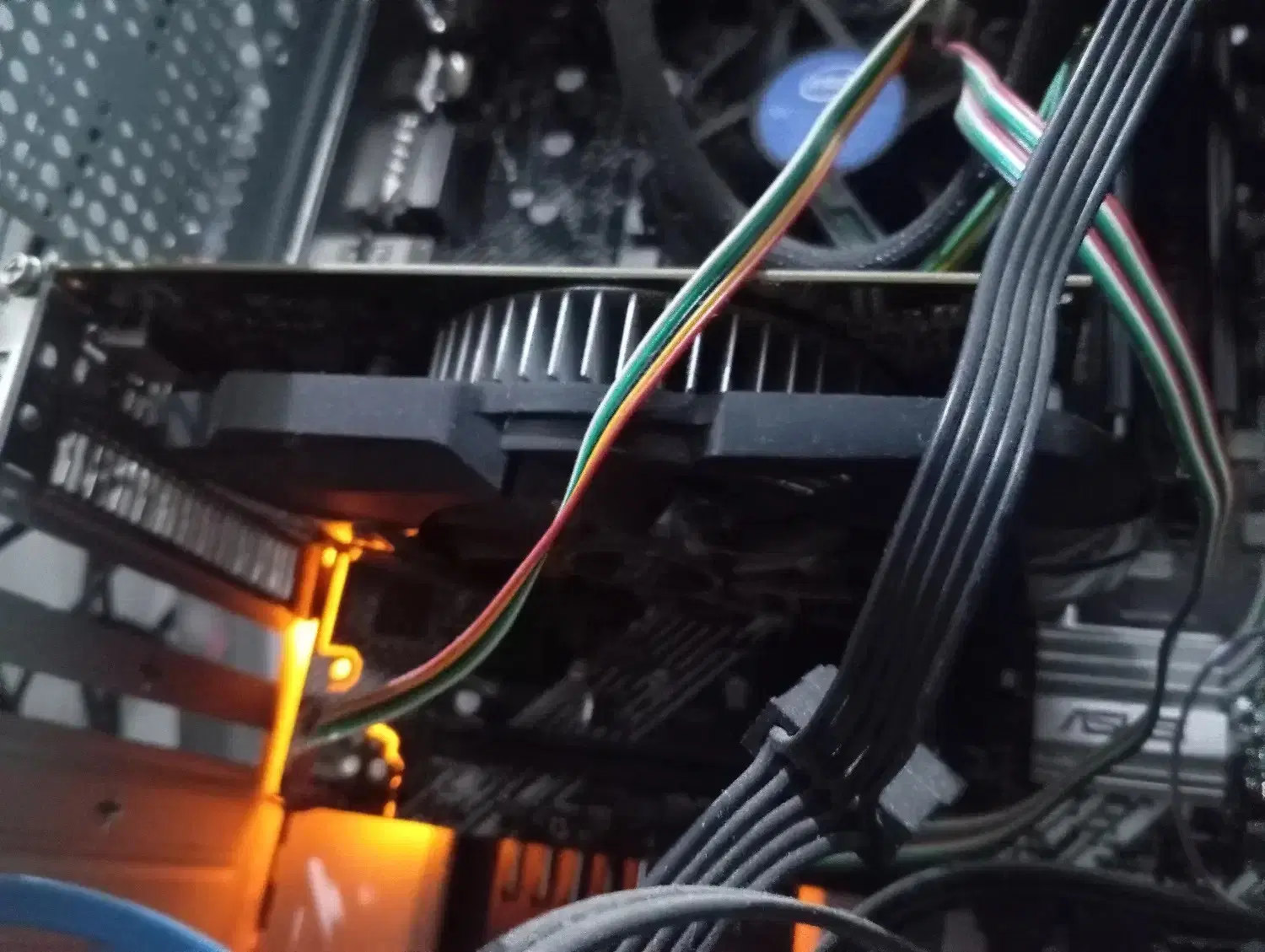Gtx 1050 2gb|قطعات و لوازم جانبی رایانه|شهریار, شهریار|دیوار
