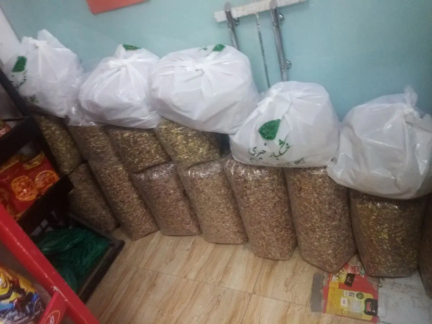 مغزپسته|خوردنی و آشامیدنی|تهران, افسریه شمالی|دیوار