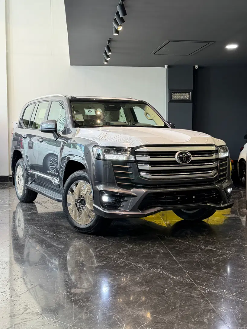 Landcruiser GXR Full|خودرو سواری و وانت|تهران, قیطریه|دیوار