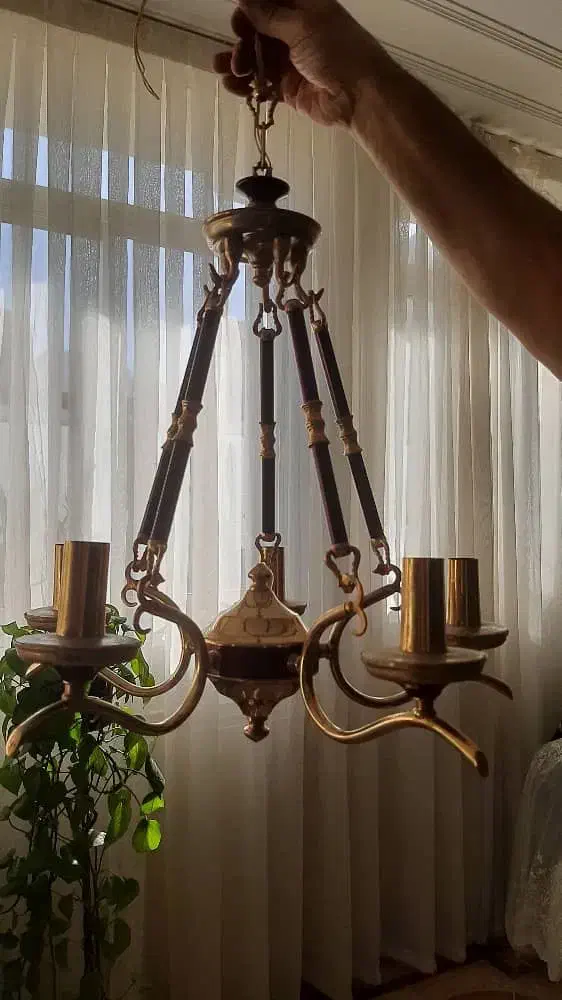 لوستر|لوستر و چراغ آویز|اصفهان, بوستان ناژوان|دیوار