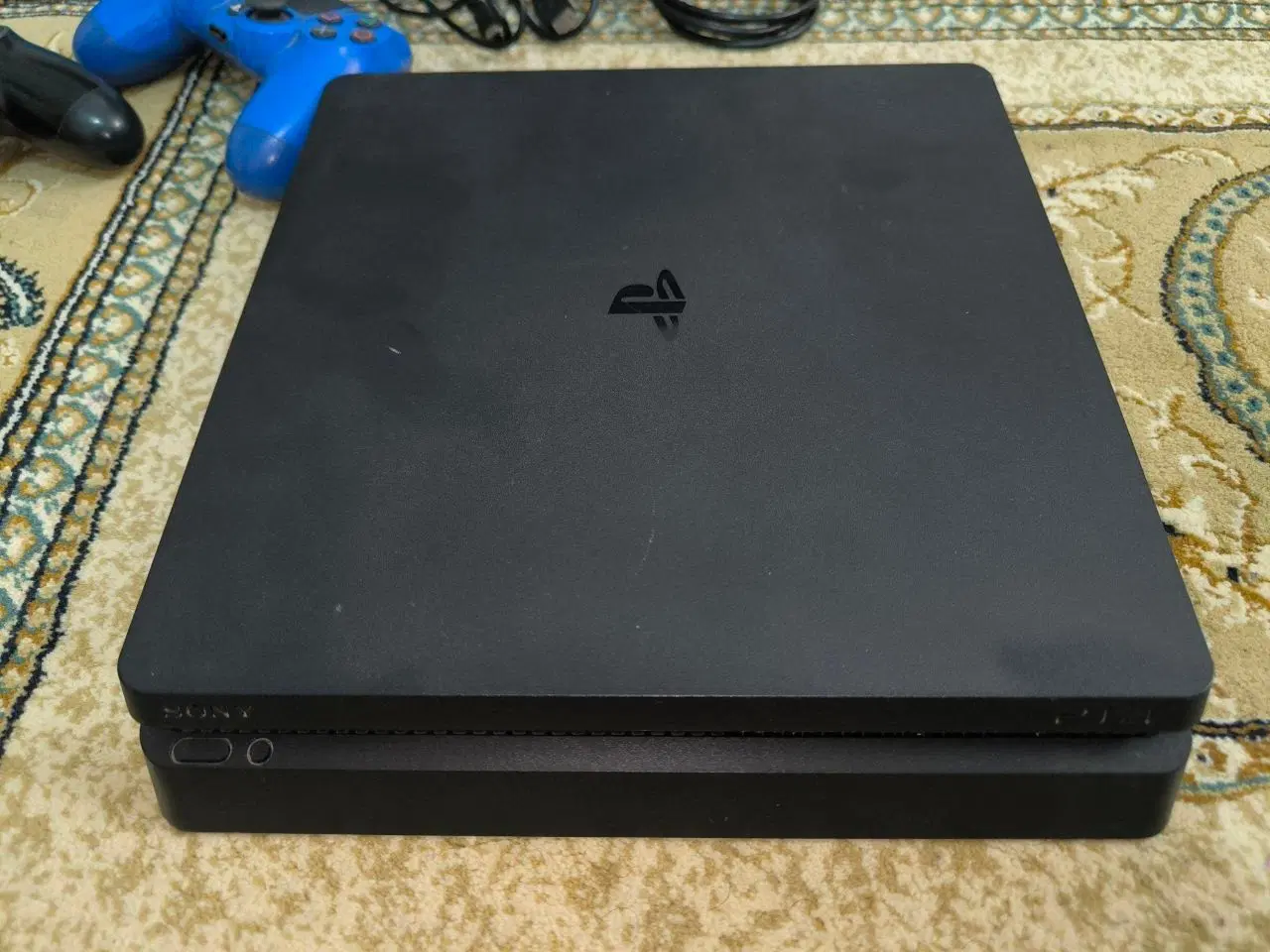 Ps4 slim|کنسول، بازی ویدئویی و آنلاین|اصفهان, ملک‌شهر|دیوار