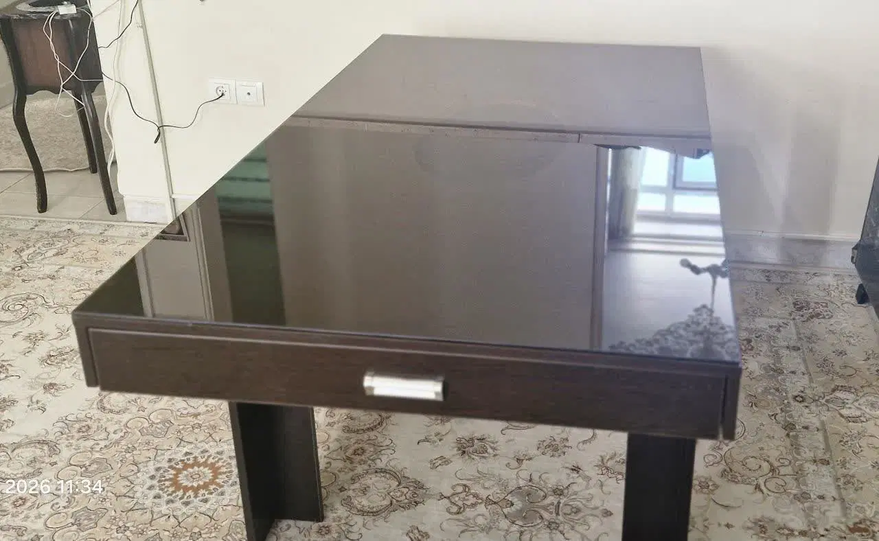 میز|میز و صندلی غذاخوری|مبارکه, |دیوار