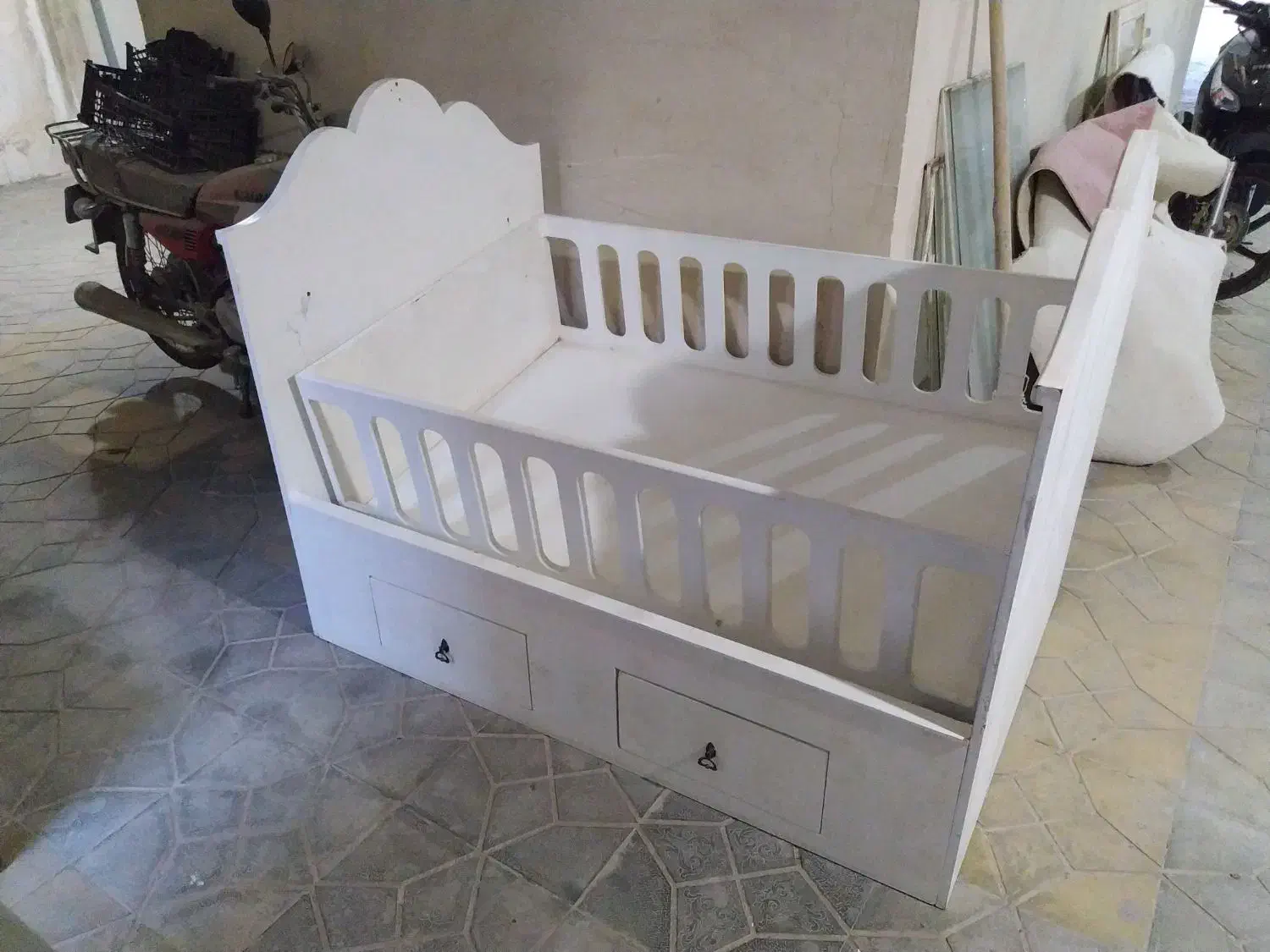 تخت کودک|تخت و صندلی بچه|بجنورد, |دیوار