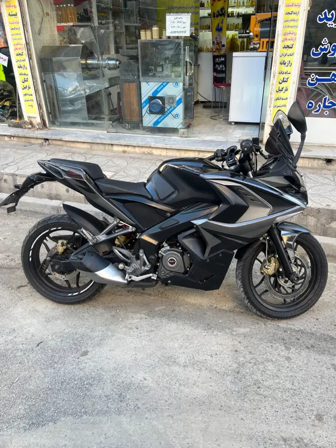 Rs200|موتورسیکلت|تهران, هاشمی|دیوار