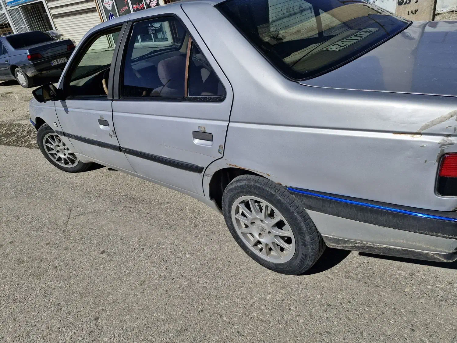 پژو 405|خودرو سواری و وانت|الیگودرز, |دیوار