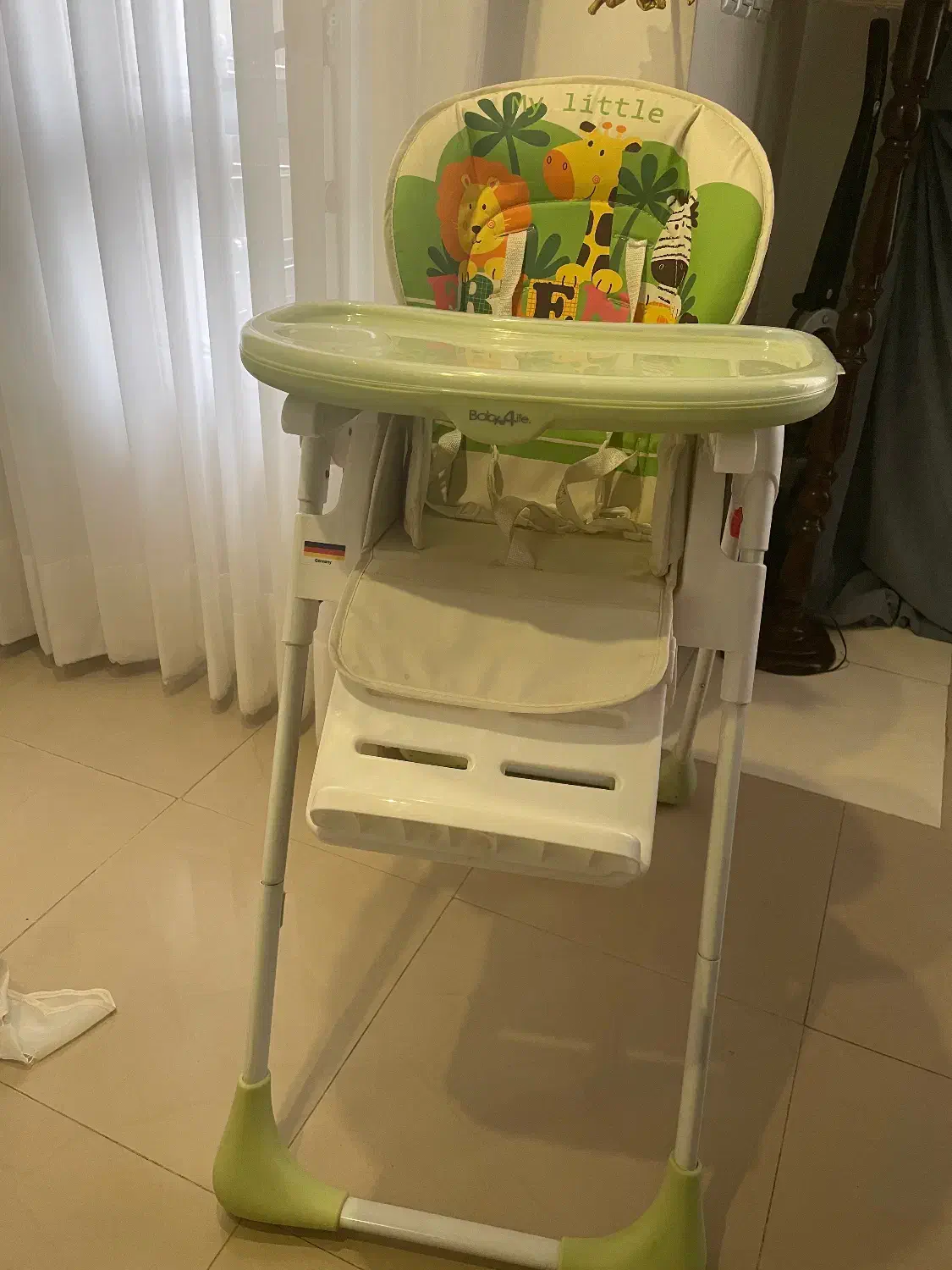 صندلی غذا کودک|تخت و صندلی بچه|مشهد, فردوسی|دیوار