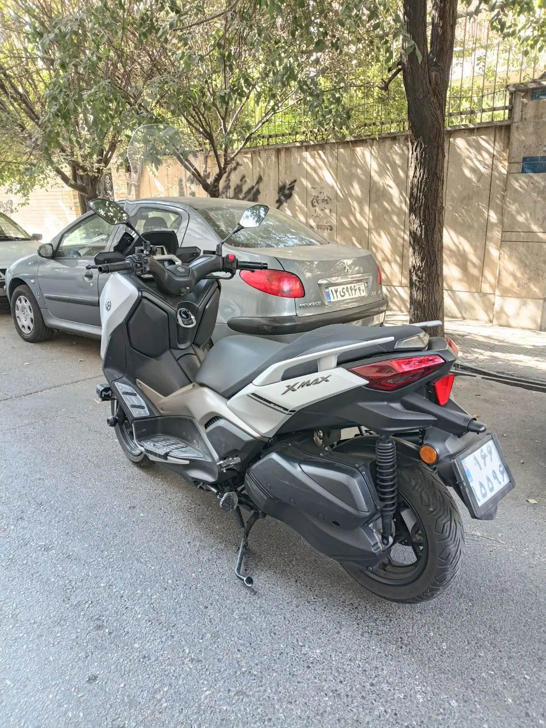 xmax 1403|موتورسیکلت|تهران, ائمه اطهار|دیوار