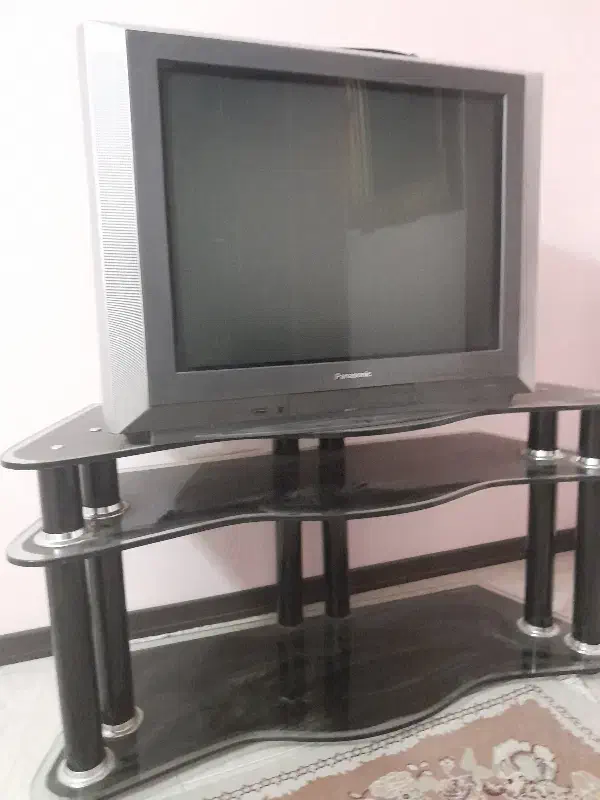 تلویزیون قدیمی|تلویزیون و پروژکتور|همدان, |دیوار